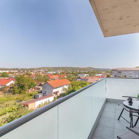 Vancouver Flat Oradea Eksteriør bilde